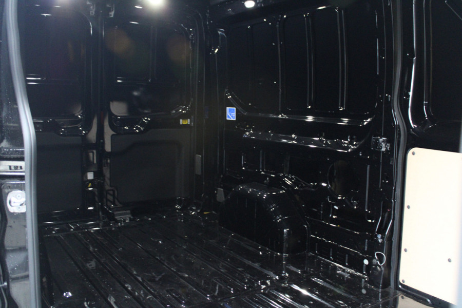 Ford Transit 350 2.0 TDCI L3H2 Limited 165pk - 2x Schuif - Xenon - 360 Camera - Dodehoek- Lane Assist - Side steps - Rijklaar