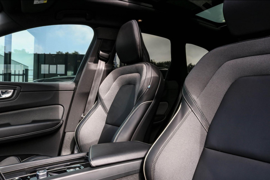 Volvo XC60 2.0 T6 R-DESIGN - PANO - TREKHAAK - FACELIFT