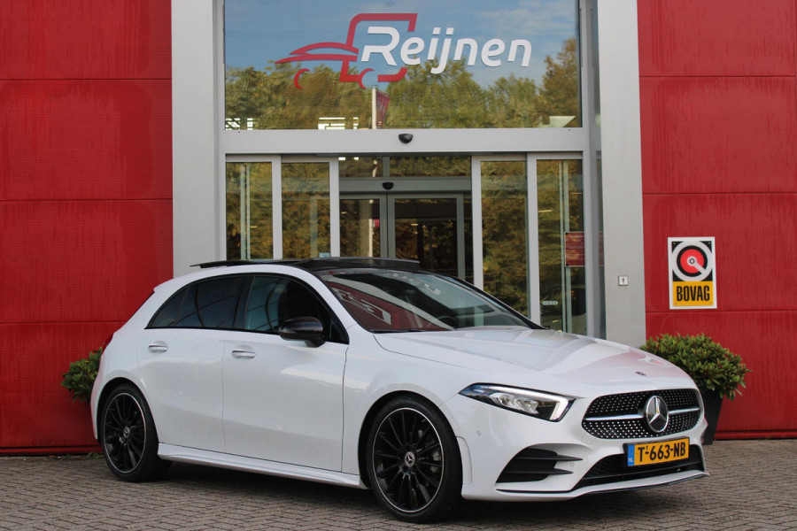 Mercedes-Benz A-Klasse 180 136PK AUTOMAAT AMG LINE | STERRENHEMEL! | PANORAMISCH SCHUIF/KANTEL DAK | SFEER VERLICHTING | NAVIGATIE | ACHTERUITRIJ CAMERA | PARKEERSENSOREN VOOR EN ACHTER | HIGH PERFORMANCE LED KOPLAMPEN | STOEL VERWARMING | KEYLESS - GO | SPIEGEL PAKKET | NIGHT PAKKET | LICHTMETALEN VELGEN 19" | EERSTE EIGENAAR! |