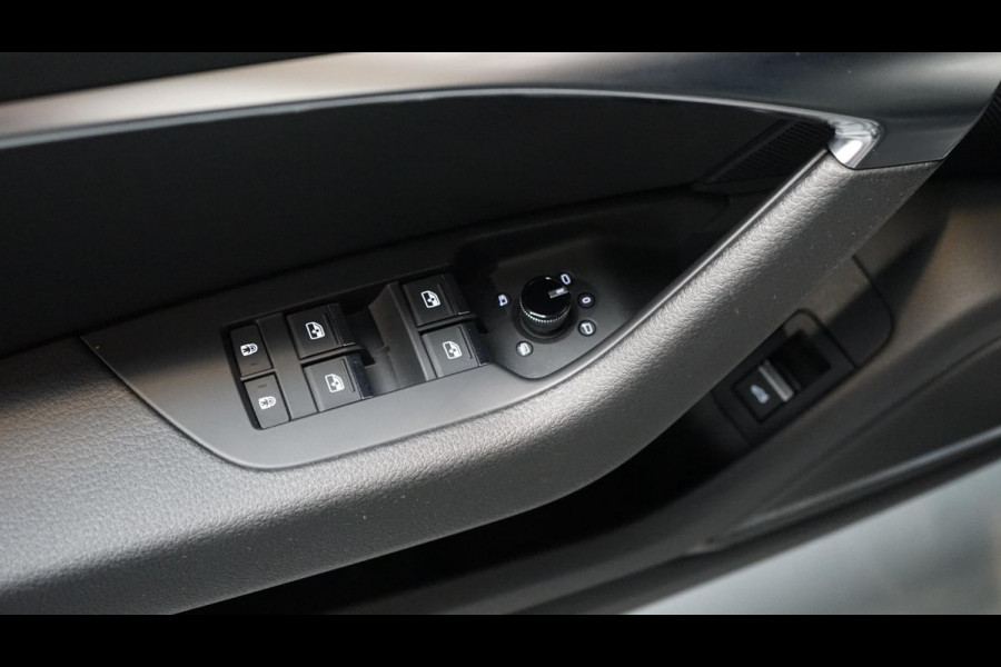 Audi A6 Limousine 45 TFSI Quattro 3x S-Line Black Optik AUTOMAAT-ACC-BANG OLUFSEN-DRIVE SELECT-NAVIGATIE-STOELVERWARMING