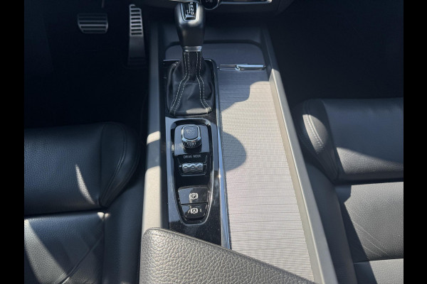 Volvo XC60 2.0 T4 Inscription 190pk | Memory Seats | Adaptieve Cruise | Open dak / Panorama dak | Lederen Bekleding