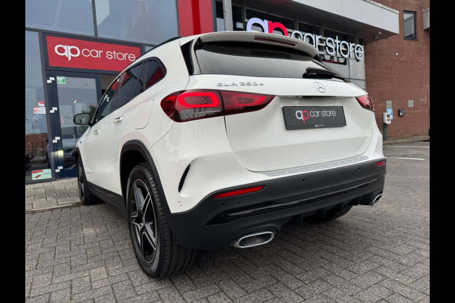 Mercedes-Benz GLA 250 e Business Solution AMG Limited
