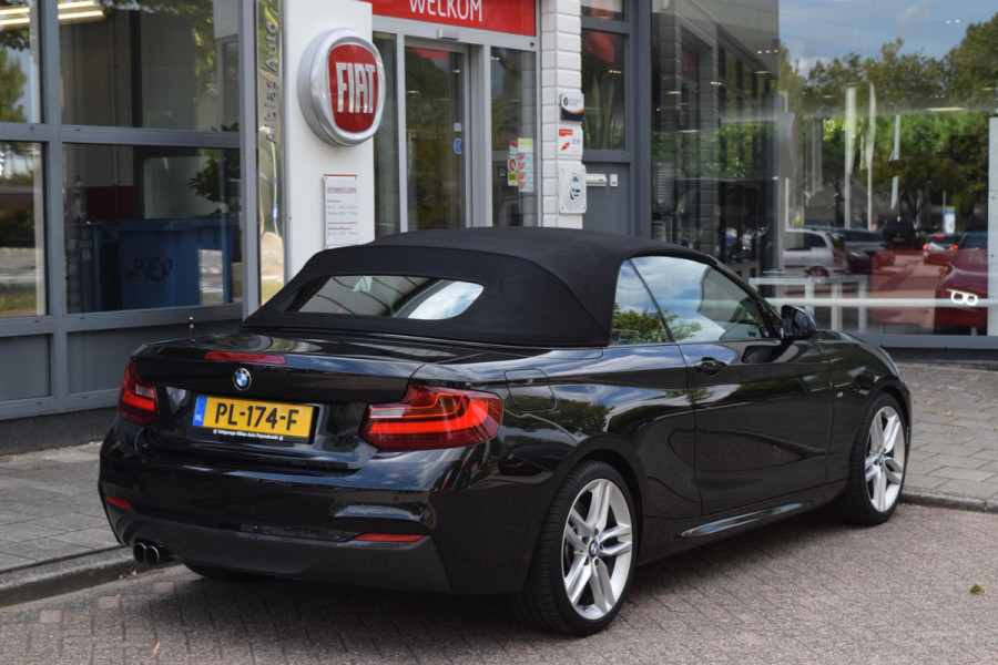 BMW 2 Serie Cabrio 220i High Ex.|M-pakket|Leer|Carplay|Dealero.h.