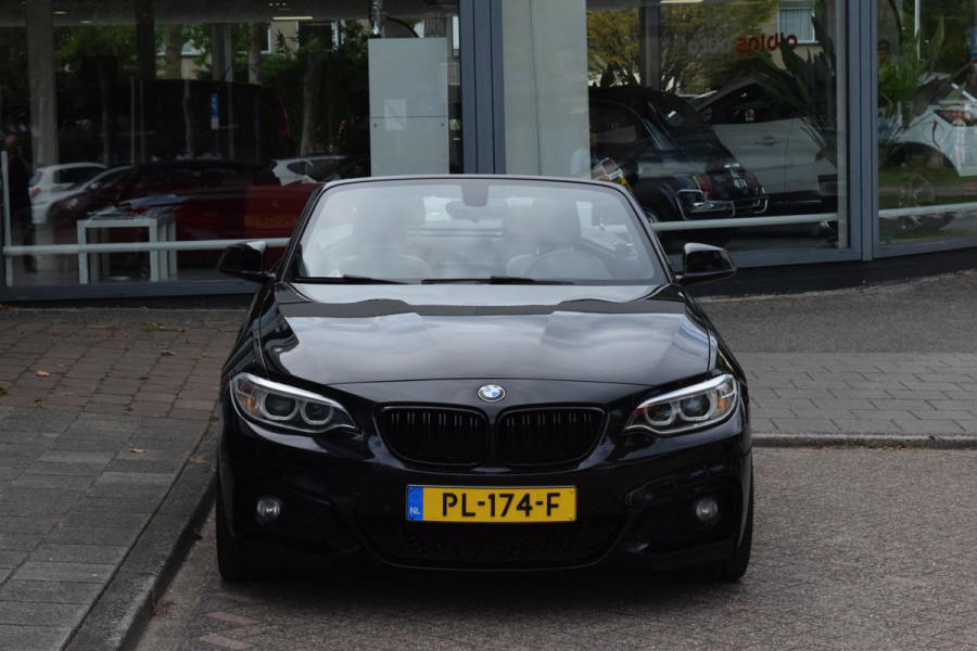 BMW 2 Serie Cabrio 220i High Ex.|M-pakket|Leer|Carplay|Dealero.h.
