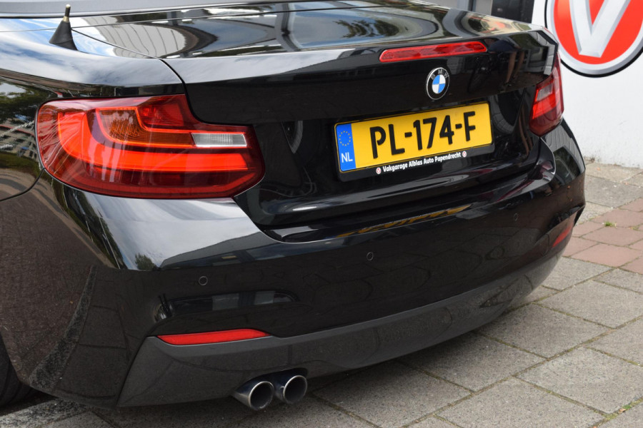 BMW 2 Serie Cabrio 220i High Ex.|M-pakket|Leer|Carplay|Dealero.h.