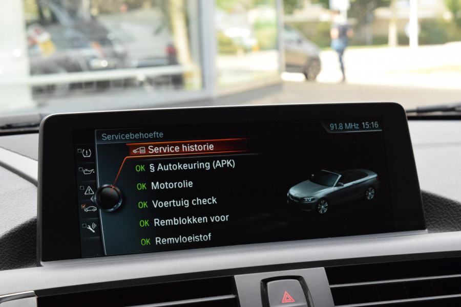 BMW 2 Serie Cabrio 220i High Ex.|M-pakket|Leer|Carplay|Dealero.h.