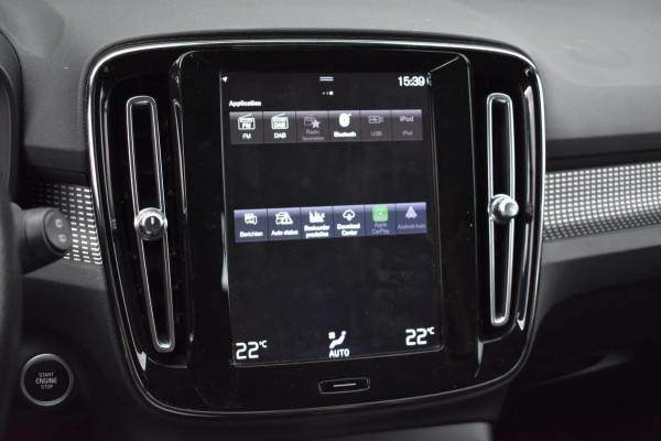 Volvo XC40 1.5 T3 R-Design | TREKHAAK | CAMERA | NAP | DEALER ONDERHOUDEN | ADAPTIEVE CRUISE CONTROLE | APPLE CARPLAY | ANDROID
