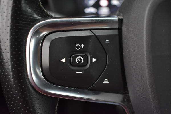 Volvo XC40 1.5 T3 R-Design | TREKHAAK | CAMERA | NAP | DEALER ONDERHOUDEN | ADAPTIEVE CRUISE CONTROLE | APPLE CARPLAY | ANDROID