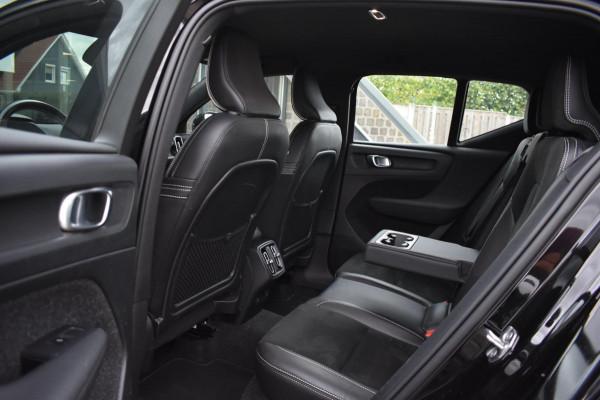 Volvo XC40 1.5 T3 R-Design | TREKHAAK | CAMERA | NAP | DEALER ONDERHOUDEN | ADAPTIEVE CRUISE CONTROLE | APPLE CARPLAY | ANDROID