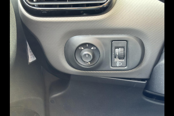 Citroën C4 Cactus 1.2 PT 110 Shine | Trekhaak | Navi | Parkeercamera Citroën C4 Cactus 1.2 PT 110 Shine | Trekhaak | Navi | Parkeercamera