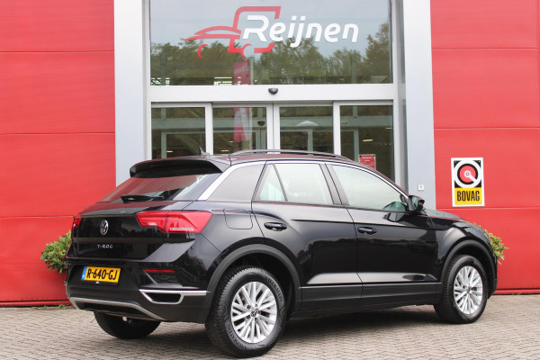 Volkswagen T-Roc 1.0 TSI 110PK STYLE BUSINESS | STOEL VERWARMING | CLIMATE CONTROL | ALL SEASON BANDEN | APPLE CARPLAY/ANDROID AUTO | ADAPTIVE CRUISE CONTROL | LICHTMETALEN VELGEN | DAB+ RADIO | PARKEERSENSOREN VOOR EN ACHTER |