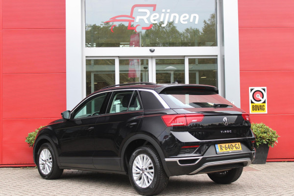 Volkswagen T-Roc 1.0 TSI 110PK STYLE BUSINESS | STOEL VERWARMING | CLIMATE CONTROL | ALL SEASON BANDEN | APPLE CARPLAY/ANDROID AUTO | ADAPTIVE CRUISE CONTROL | LICHTMETALEN VELGEN | DAB+ RADIO | PARKEERSENSOREN VOOR EN ACHTER |