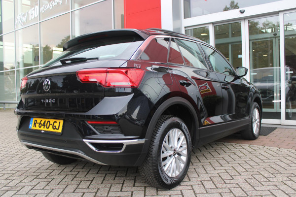 Volkswagen T-Roc 1.0 TSI 110PK STYLE BUSINESS | STOEL VERWARMING | CLIMATE CONTROL | ALL SEASON BANDEN | APPLE CARPLAY/ANDROID AUTO | ADAPTIVE CRUISE CONTROL | LICHTMETALEN VELGEN | DAB+ RADIO | PARKEERSENSOREN VOOR EN ACHTER |
