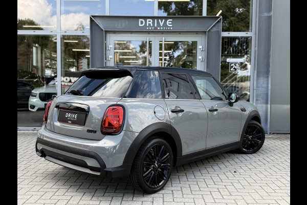 MINI Mini 1.5 Cooper 136 PK 5d Bus. Ed. Moonwalk grey / Black optic |17"|Sportstoelen|Carplay|PDC|Led