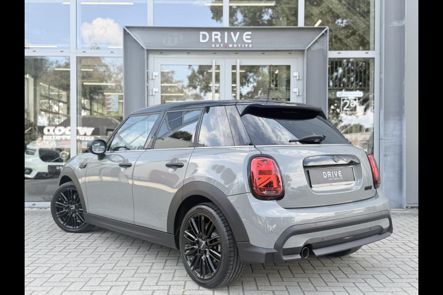 MINI Mini 1.5 Cooper 136 PK 5d Bus. Ed. Moonwalk grey / Black optic |17"|Sportstoelen|Carplay|PDC|Led