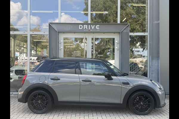MINI Mini 1.5 Cooper 136 PK 5d Bus. Ed. Moonwalk grey / Black optic |17"|Sportstoelen|Carplay|PDC|Led