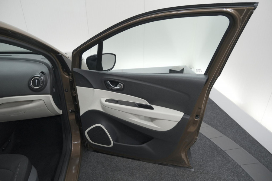 Renault Captur TCe 90 Zen | Trekhaak | Camera | Navigatie | Parkeersensoren
