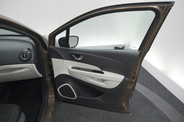 Renault Captur TCe 90 Zen | Trekhaak | Camera | Navigatie | Parkeersensoren