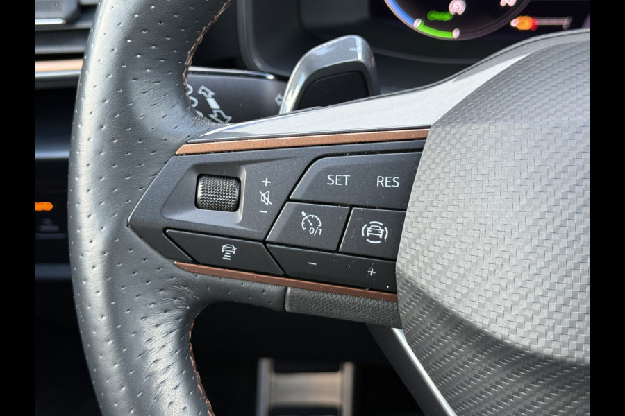 CUPRA Formentor 1.4 e-Hybrid VZ Performance | Trekhaak | Leder | Memory | ACC | Camera | LED | 19 inch