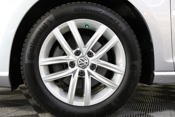 Volkswagen GOLF Variant 1.5 TSI Highline DSG NAVI STOELVW PDC SIDE/FRONT Ass. '20