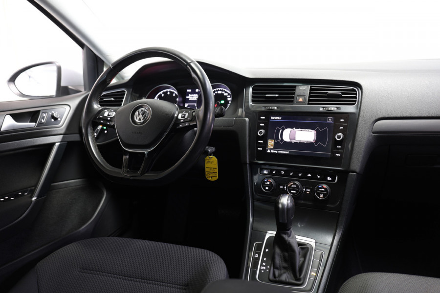 Volkswagen GOLF Variant 1.5 TSI Highline DSG NAVI STOELVW PDC SIDE/FRONT Ass. '20