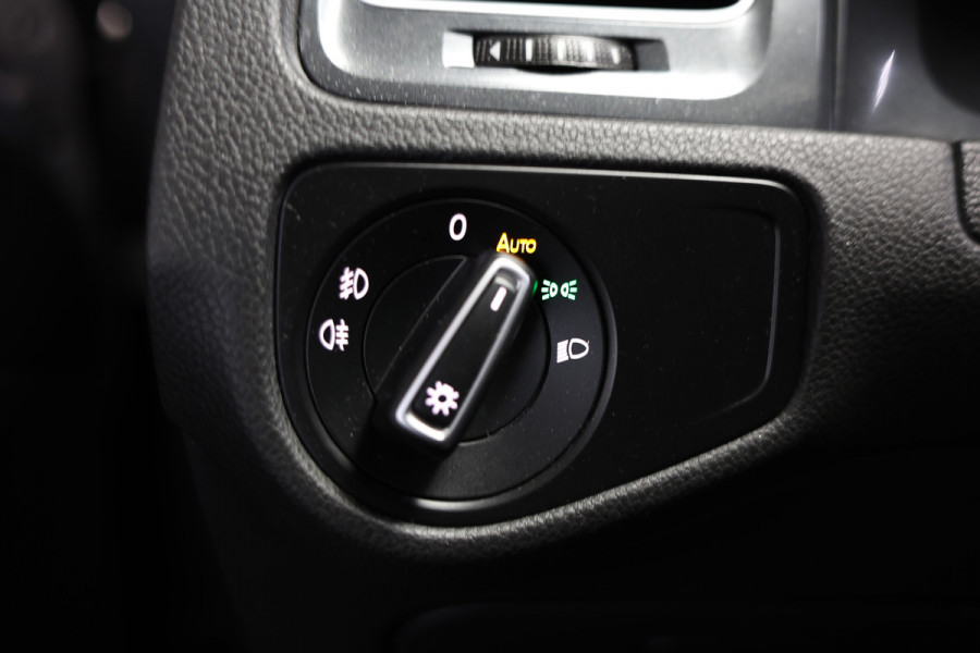 Volkswagen GOLF Variant 1.5 TSI Highline DSG NAVI STOELVW PDC SIDE/FRONT Ass. '20