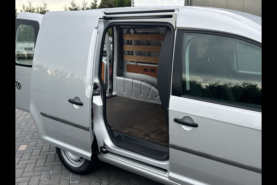 Volkswagen Caddy 2.0 TDI / L1H1 / 1e EIGENAAR / TREKHAAK / AIRCO / NAVI / BLUETOOTH