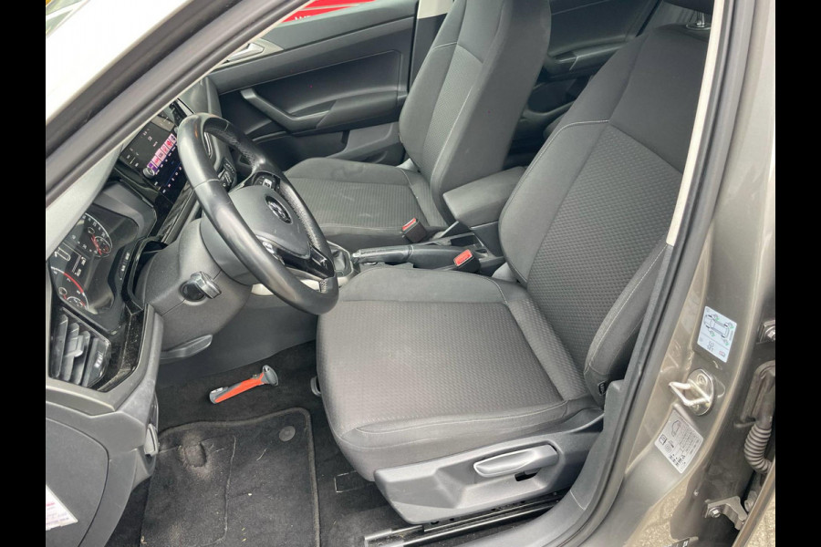Volkswagen Polo 1.0 TSI Comfortline Connected Series l CarPlay