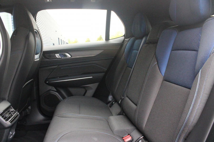 Lynk & Co 01 1.5 261PK PHEV | PANORAMA SCHUIF / KANTELDAK | INFINTY AUDIO | DODEHOEK DETECTIE | NAVIGATIE | DASHBOARD CAMERA | ELEKTRISCHE STOELVERSTELLING MET GEHEUGEN FUNCTIE | DAB+ RADIO | DRAADLOZE APPLE CARPLAY/ANDROID AUTO | DRAADLOZE TELEFOONLADER | ELEKTRISCH BEDIENBARE ACHTERKLEP | STOEL VERWARMING | 360° CAMERA | DODEHOEK DETECTIE | ZWARTE HEMEL BEKLEDING | KEYLESS ENTRY/START | 20" LICHTMETALEN VELGEN |