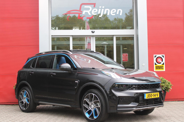 Lynk & Co 01 1.5 261PK PHEV | PANORAMA SCHUIF / KANTELDAK | INFINTY AUDIO | DODEHOEK DETECTIE | NAVIGATIE | DASHBOARD CAMERA | ELEKTRISCHE STOELVERSTELLING MET GEHEUGEN FUNCTIE | DAB+ RADIO | DRAADLOZE APPLE CARPLAY/ANDROID AUTO | DRAADLOZE TELEFOONLADER | ELEKTRISCH BEDIENBARE ACHTERKLEP | STOEL VERWARMING | 360° CAMERA | DODEHOEK DETECTIE | ZWARTE HEMEL BEKLEDING | KEYLESS ENTRY/START | 20" LICHTMETALEN VELGEN |