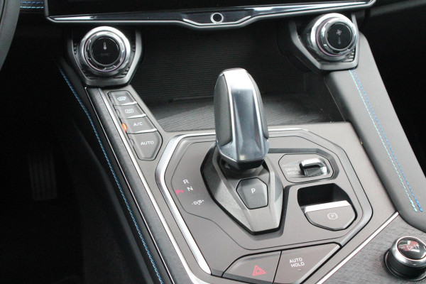 Lynk & Co 01 1.5 261PK PHEV | PANORAMA SCHUIF / KANTELDAK | INFINTY AUDIO | DODEHOEK DETECTIE | NAVIGATIE | DASHBOARD CAMERA | ELEKTRISCHE STOELVERSTELLING MET GEHEUGEN FUNCTIE | DAB+ RADIO | DRAADLOZE APPLE CARPLAY/ANDROID AUTO | DRAADLOZE TELEFOONLADER | ELEKTRISCH BEDIENBARE ACHTERKLEP | STOEL VERWARMING | 360° CAMERA | DODEHOEK DETECTIE | ZWARTE HEMEL BEKLEDING | KEYLESS ENTRY/START | 20" LICHTMETALEN VELGEN |