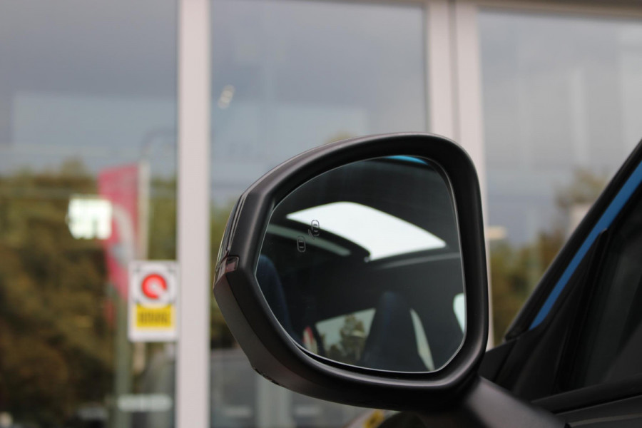 Lynk & Co 01 1.5 261PK PHEV | PANORAMA SCHUIF / KANTELDAK | INFINTY AUDIO | DODEHOEK DETECTIE | NAVIGATIE | DASHBOARD CAMERA | ELEKTRISCHE STOELVERSTELLING MET GEHEUGEN FUNCTIE | DAB+ RADIO | DRAADLOZE APPLE CARPLAY/ANDROID AUTO | DRAADLOZE TELEFOONLADER | ELEKTRISCH BEDIENBARE ACHTERKLEP | STOEL VERWARMING | 360° CAMERA | DODEHOEK DETECTIE | ZWARTE HEMEL BEKLEDING | KEYLESS ENTRY/START | 20" LICHTMETALEN VELGEN |