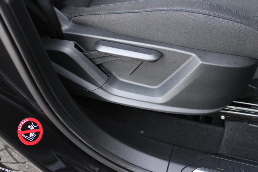 Lynk & Co 01 1.5 261PK PHEV | PANORAMA SCHUIF / KANTELDAK | INFINTY AUDIO | DODEHOEK DETECTIE | NAVIGATIE | DASHBOARD CAMERA | ELEKTRISCHE STOELVERSTELLING MET GEHEUGEN FUNCTIE | DAB+ RADIO | DRAADLOZE APPLE CARPLAY/ANDROID AUTO | DRAADLOZE TELEFOONLADER | ELEKTRISCH BEDIENBARE ACHTERKLEP | STOEL VERWARMING | 360° CAMERA | DODEHOEK DETECTIE | ZWARTE HEMEL BEKLEDING | KEYLESS ENTRY/START | 20" LICHTMETALEN VELGEN |
