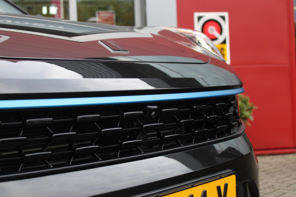Lynk & Co 01 1.5 261PK PHEV | PANORAMA SCHUIF / KANTELDAK | INFINTY AUDIO | DODEHOEK DETECTIE | NAVIGATIE | DASHBOARD CAMERA | ELEKTRISCHE STOELVERSTELLING MET GEHEUGEN FUNCTIE | DAB+ RADIO | DRAADLOZE APPLE CARPLAY/ANDROID AUTO | DRAADLOZE TELEFOONLADER | ELEKTRISCH BEDIENBARE ACHTERKLEP | STOEL VERWARMING | 360° CAMERA | DODEHOEK DETECTIE | ZWARTE HEMEL BEKLEDING | KEYLESS ENTRY/START | 20" LICHTMETALEN VELGEN |