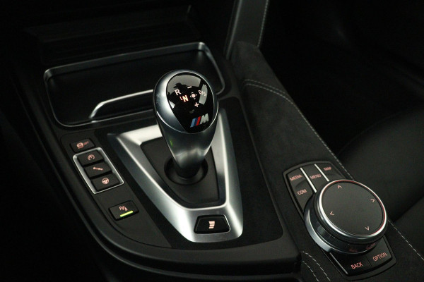BMW 4 Serie Coupé M4 CS (Orgineel Nederlands geleverd!!!, FULL OPTION, Dealer ondH, Recent groot onderhoud)