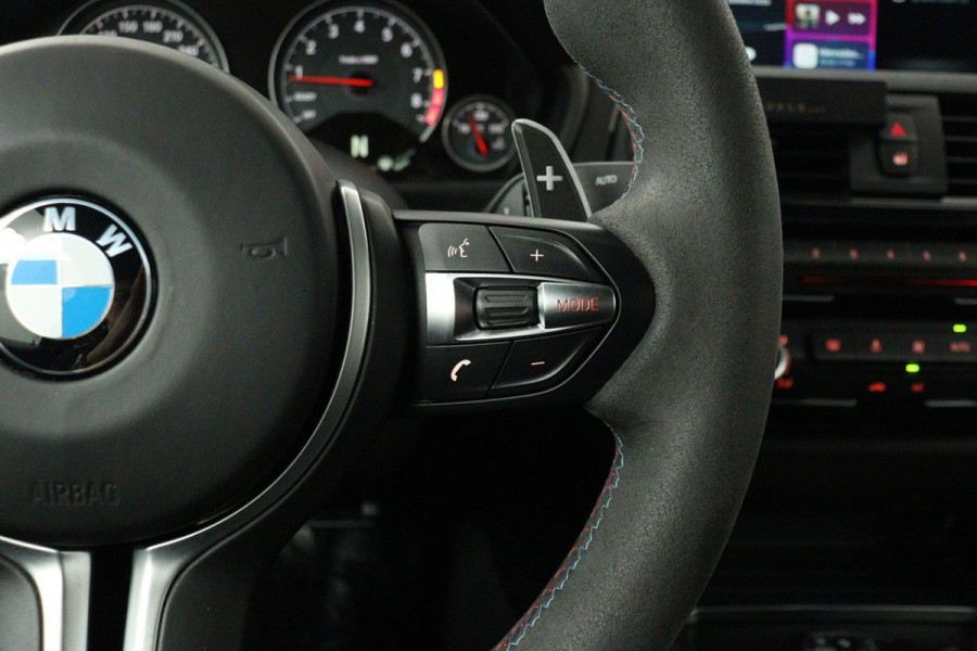 BMW 4 Serie Coupé M4 CS (Orgineel Nederlands geleverd!!!, FULL OPTION, Dealer ondH, Recent groot onderhoud)
