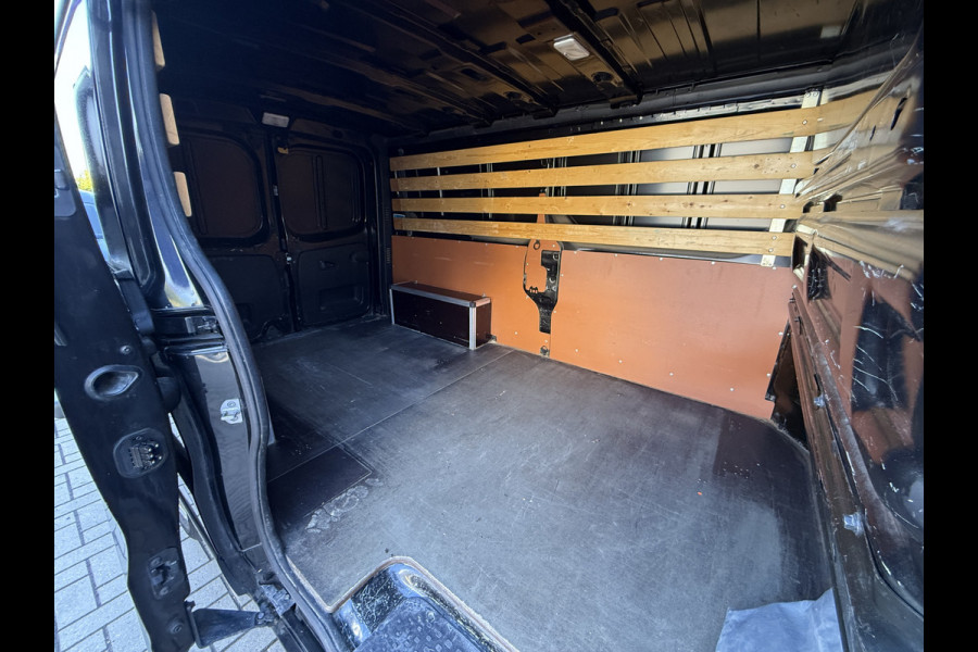 Renault Trafic 1.6 dCi 122PK EURO 6 T29 L2H1 Comfort Cruise Control/navigatie systeem/achteruitrijcamera