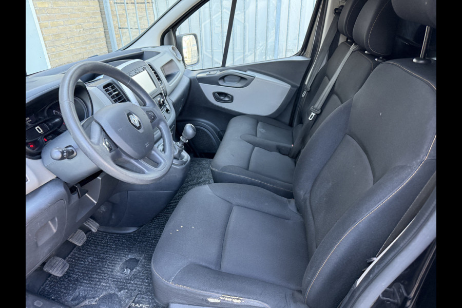 Renault Trafic 1.6 dCi 122PK EURO 6 T29 L2H1 Comfort Cruise Control/navigatie systeem/achteruitrijcamera