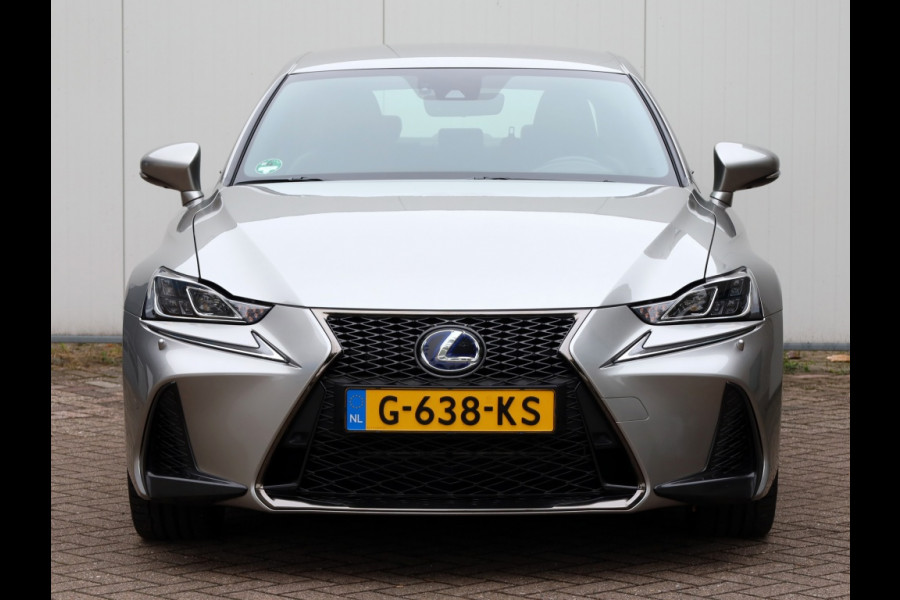 Lexus IS 300h Hybrid F-Sport Line | Premium Audio | Safety Pack | Trekhaa