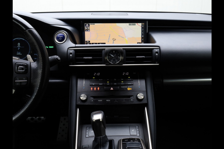 Lexus IS 300h Hybrid F-Sport Line | Premium Audio | Safety Pack | Trekhaa