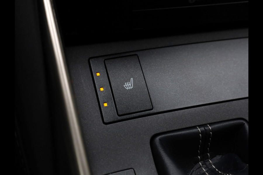 Lexus IS 300h Hybrid F-Sport Line | Premium Audio | Safety Pack | Trekhaa