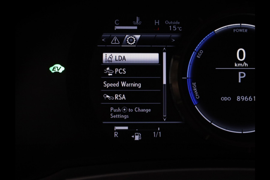 Lexus IS 300h Hybrid F-Sport Line | Premium Audio | Safety Pack | Trekhaa