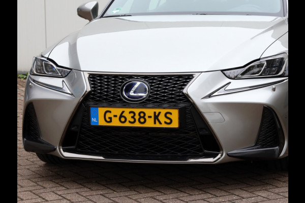 Lexus IS 300h Hybrid F-Sport Line | Premium Audio | Safety Pack | Trekhaa