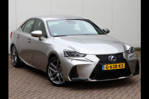 Lexus IS 300h Hybrid F-Sport Line | Premium Audio | Safety Pack | Trekhaa