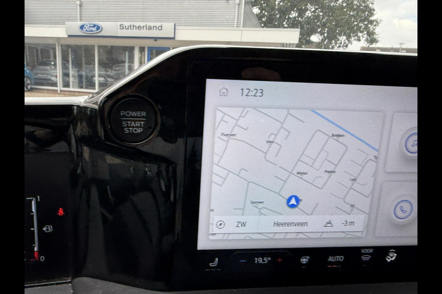 Ford Transit Custom 320 2.0 TDCI L2H1 Limited 130pk Automaat SCI Adaptieve Cruise | Achteruitrijcamera | Stoelverwarming | 17 inch velgen