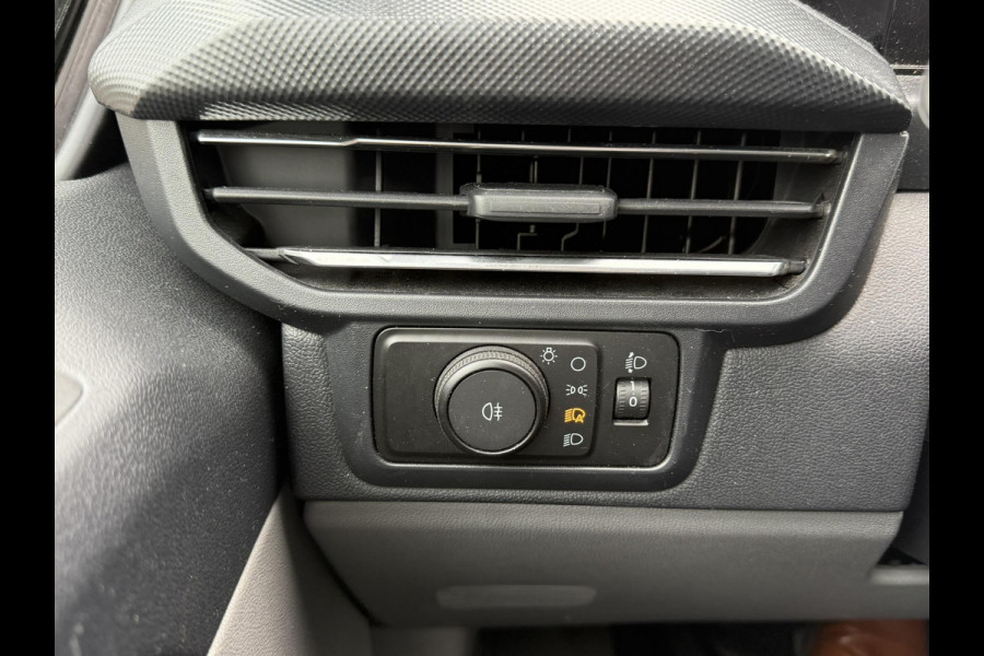 Ford Transit Custom 320 2.0 TDCI L2H1 Limited 130pk Automaat SCI Adaptieve Cruise | Achteruitrijcamera | Stoelverwarming | 17 inch velgen