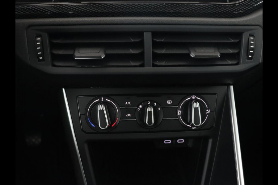 Volkswagen Polo 1.0 TSI Life | Trekhaak | Cruise control | Carplay | Parkeersensoren | LED | Airco | LMV 15 inch