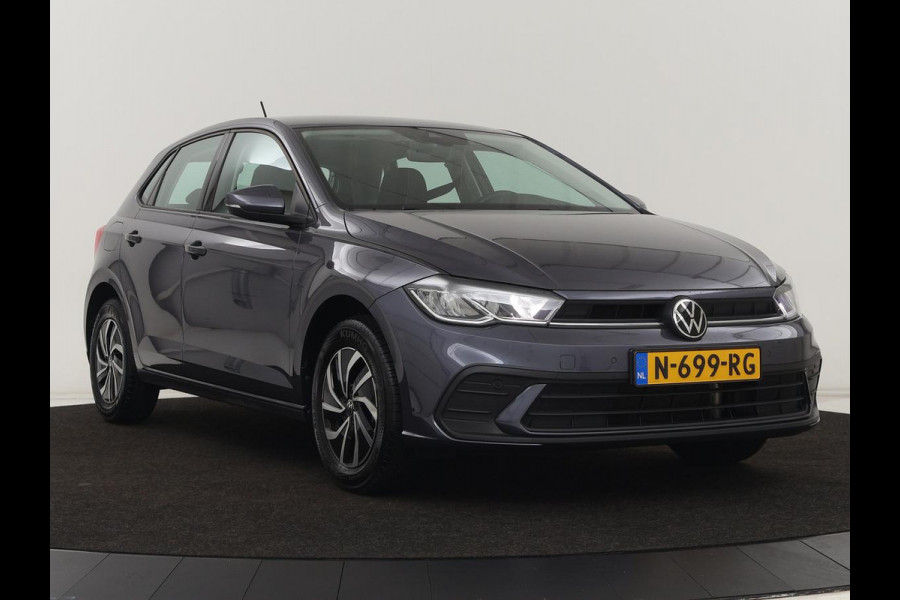 Volkswagen Polo 1.0 TSI Life | Trekhaak | Cruise control | Carplay | Parkeersensoren | LED | Airco | LMV 15 inch