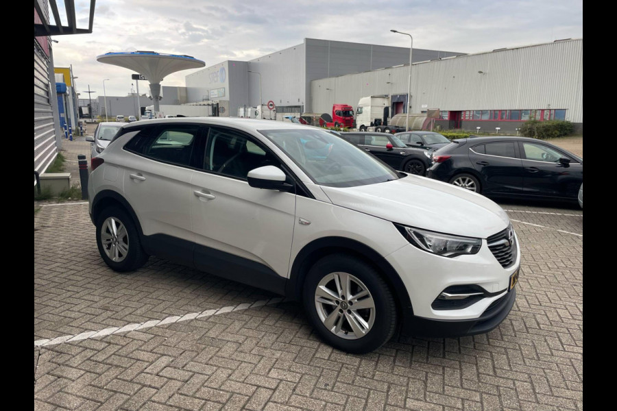 Opel Grandland X 1.2 Turbo Online Edition AUTOMAAT