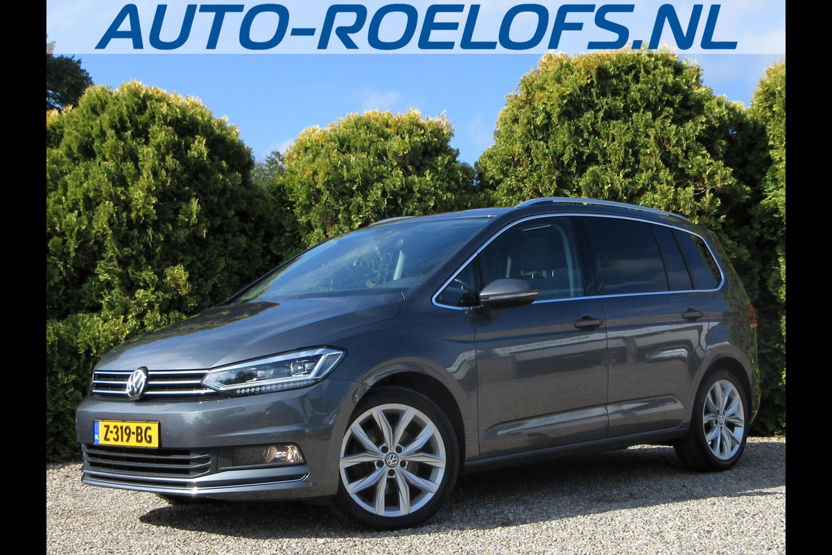 Volkswagen Touran 1.5 TSI Highline Automaat*Navi*Pano.dak*Trekhaak* Volkswagen Touran 1.5 TSI Highline Automaat*Navi*Pano.dak*Trekhaak*